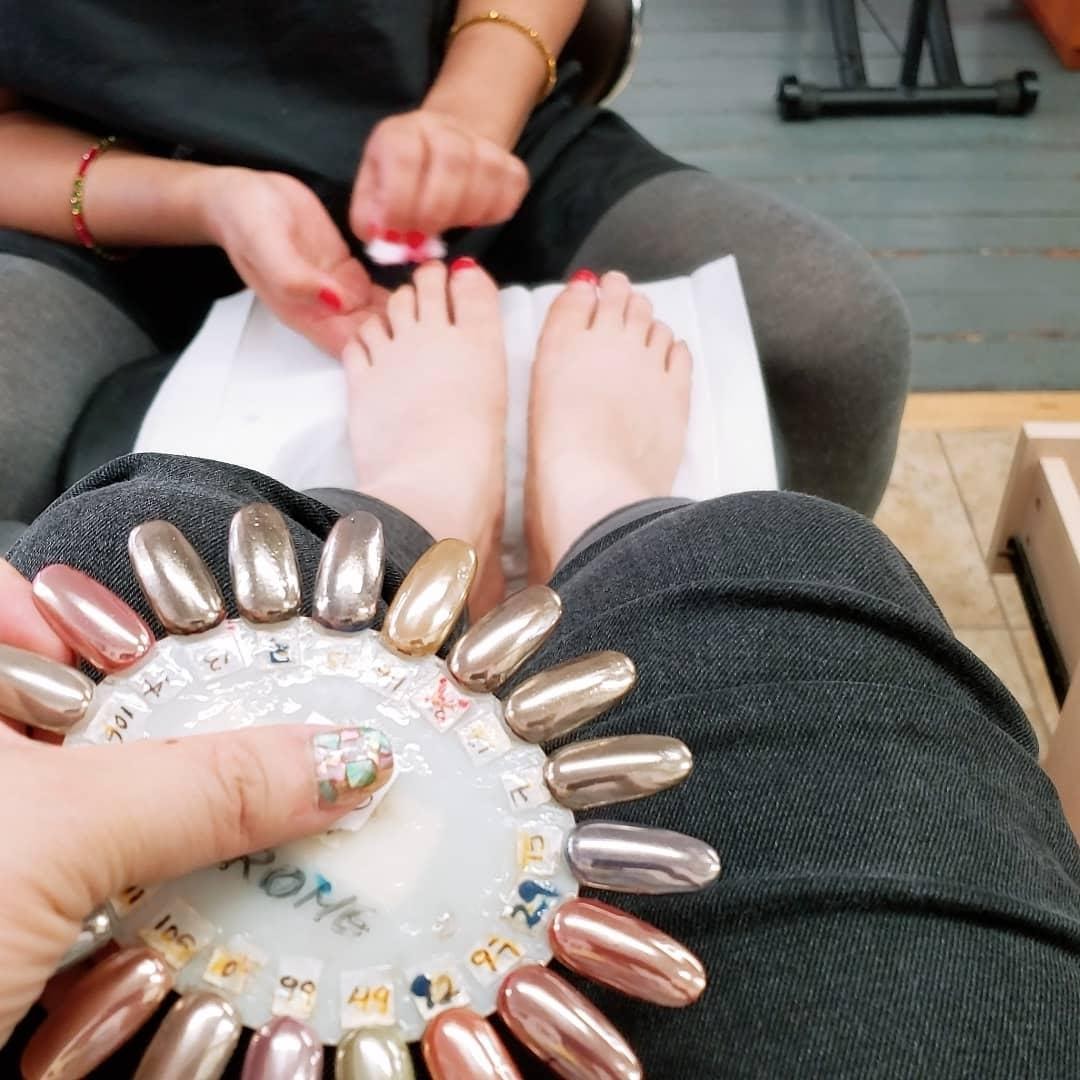 gel manicure